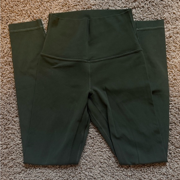 lululemon Align High-Rise Pant 25”
Dark Olive
Size 2 - Picture 3 of 3